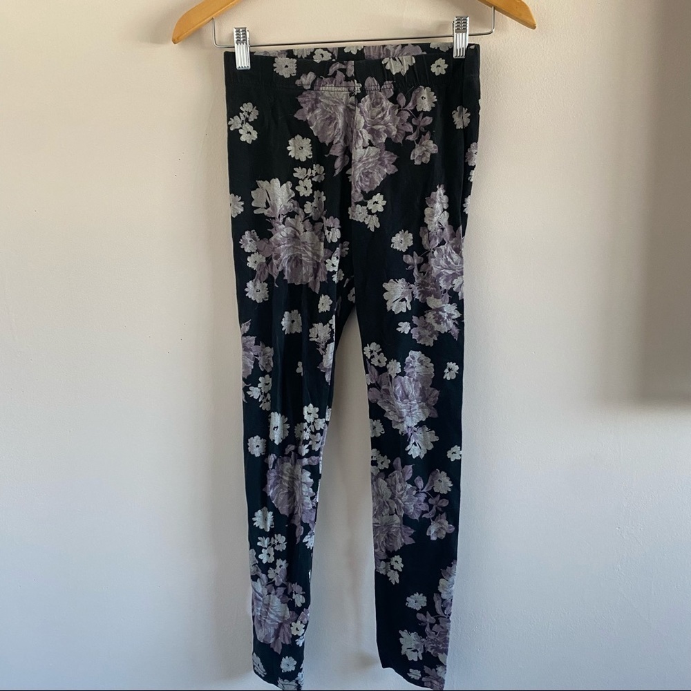 Garage Black & Gray Floral Leggings – Size Small